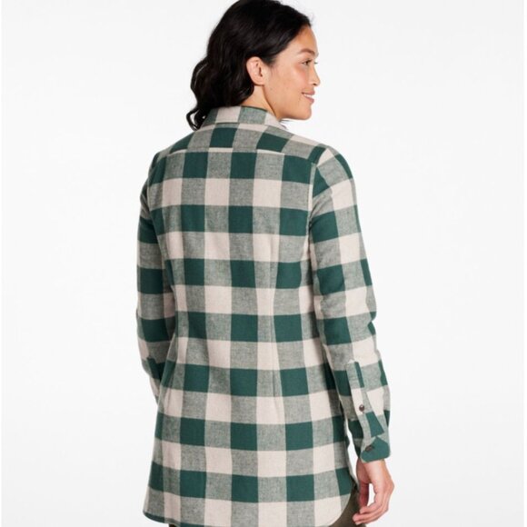 LL Bean Signature Archive Ladies Chamois Cloth Shirt Fiery Red Size Medium - Picture 3 of 10